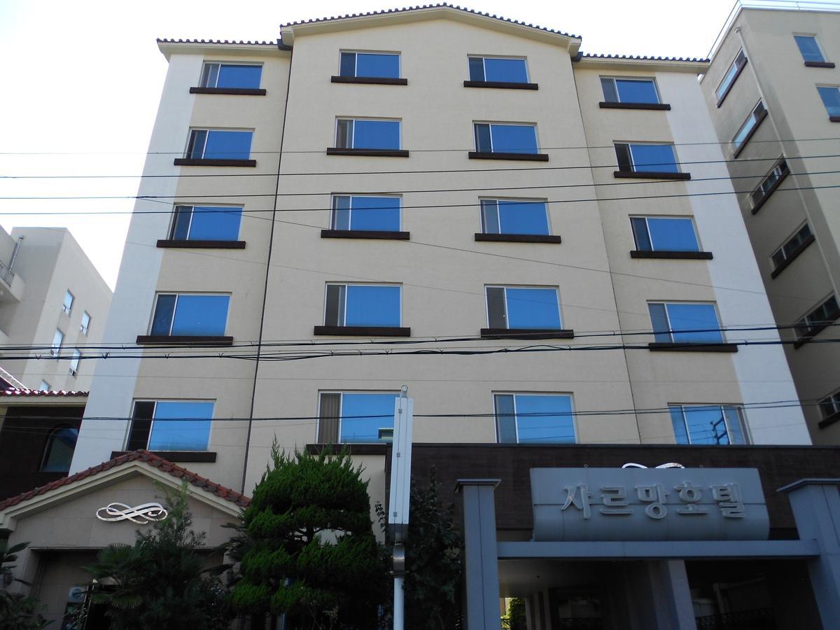 Charmant Hotel Мокпо Экстерьер фото