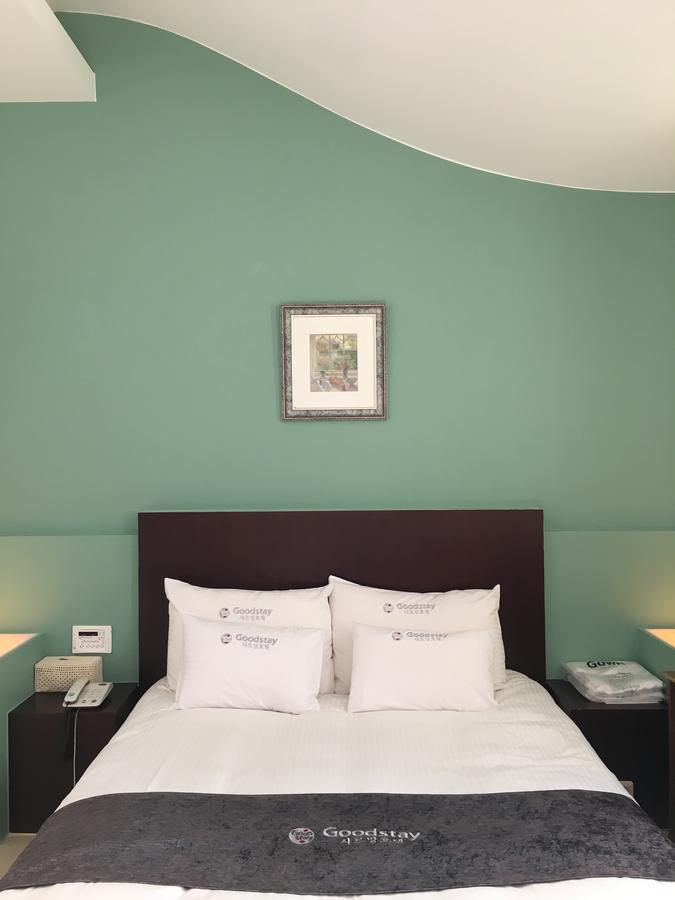 Charmant Hotel Мокпо Экстерьер фото