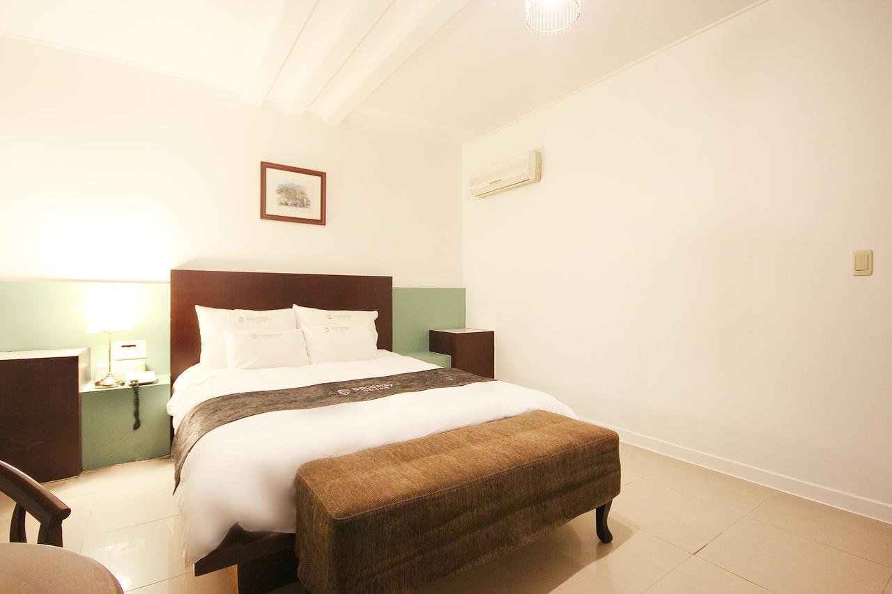 Charmant Hotel Мокпо Экстерьер фото