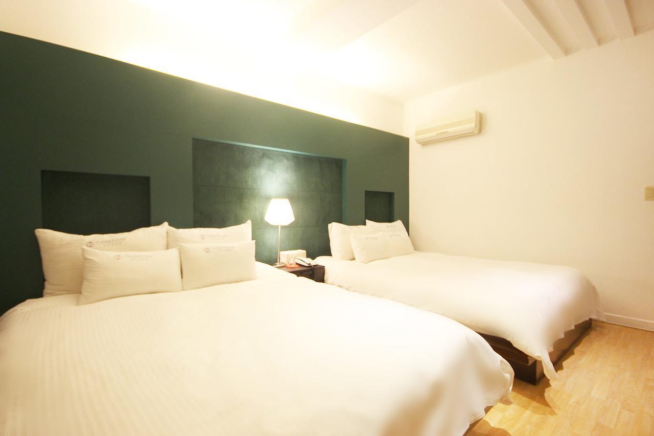 Charmant Hotel Мокпо Экстерьер фото